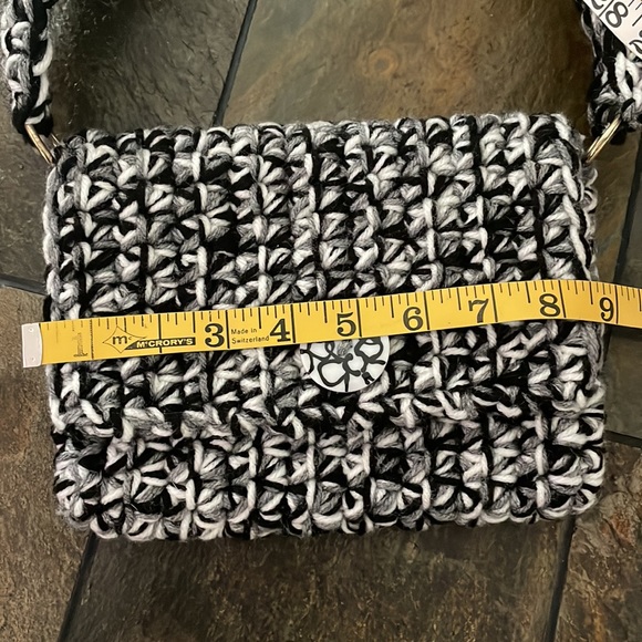 Crochet Black & Gray & White Small Shoulder Bag- magnetic closure- New Handmade - Picture 10 of 12